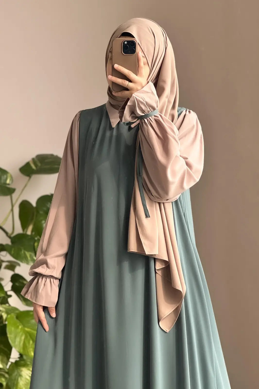 Collar Abaya with Belt and Matching Stroller | Original Wool Peach Fabric | Front Open Stylish Abaya for Women | Soft Premium Abaya