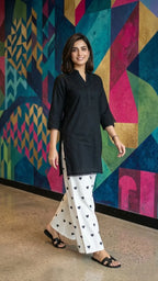 2Pcs Women's Stitched Cotton Lawn Block Printed Shirt And Flapper Viral Heart Printed