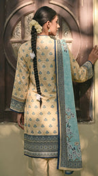 3 Pcs Women's Unstitched Printed Suit