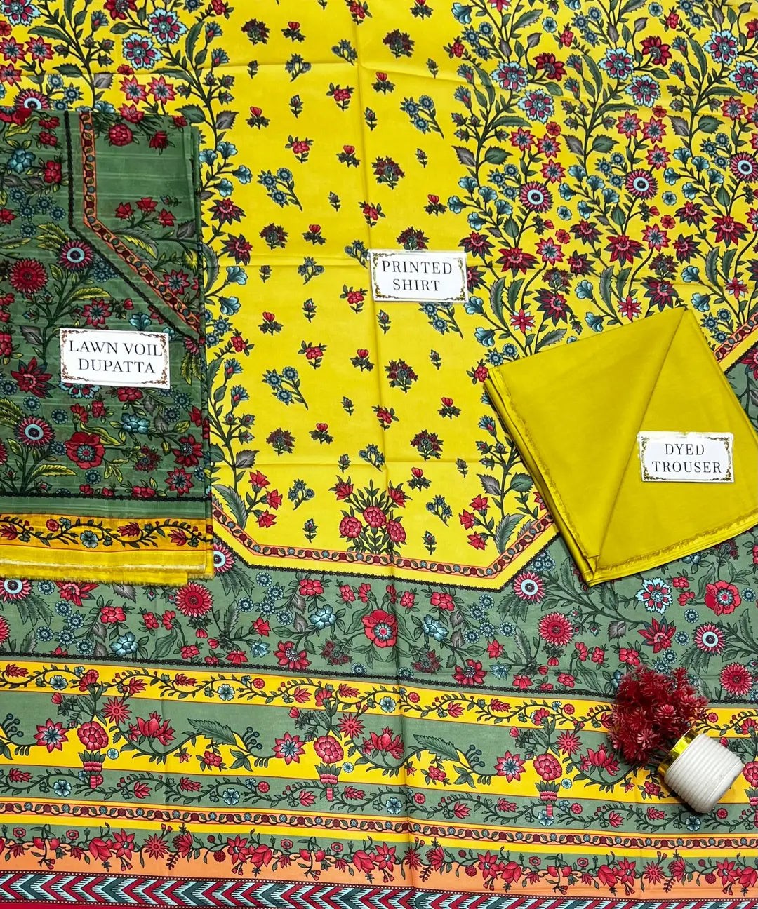 3 Pcs Women's Unstitched Printed Suit