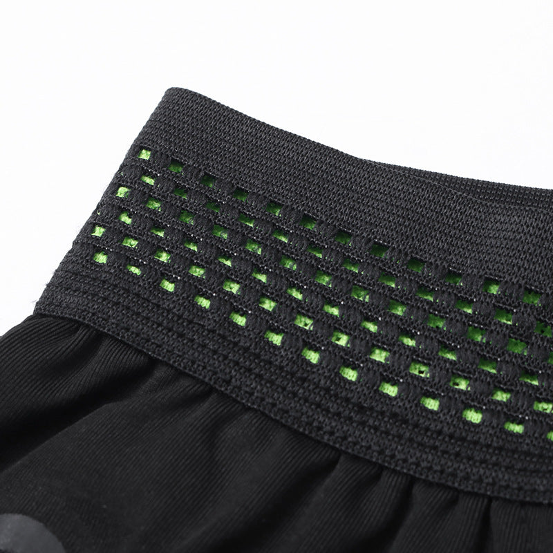 Men Black Elastic Waist Sports Shorts